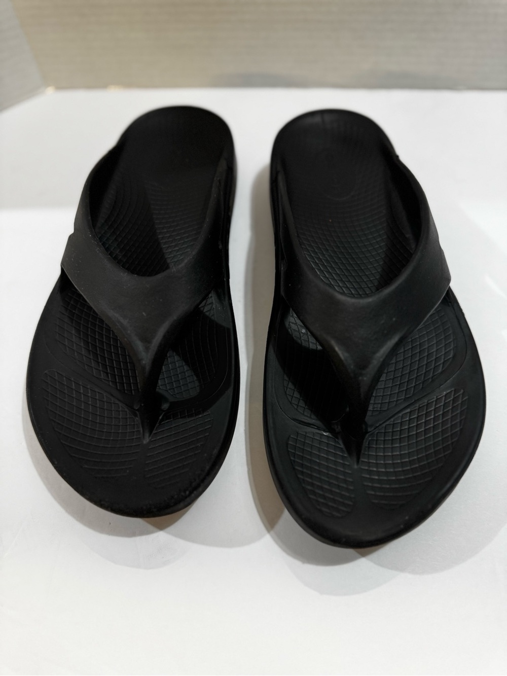 OOFOS OOriginal Black Recovery Flip-Flops EU 43 or US M10/W12